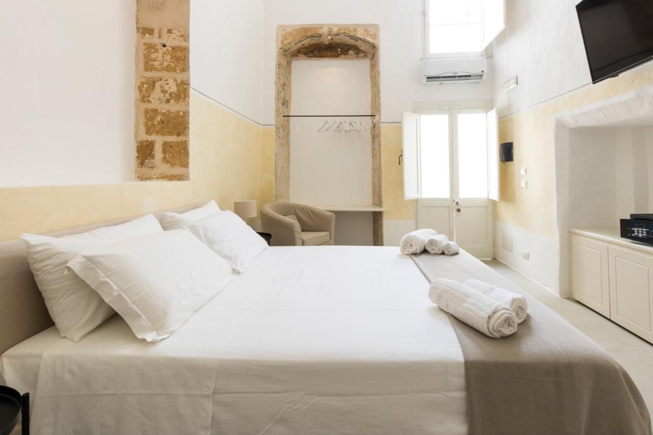 Palazzo Balsamo Bed & Breakfast Gallipoli Exterior photo
